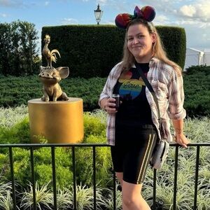 Meet your Posher, Laura